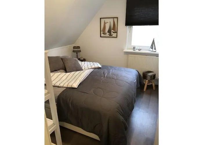 With 1 Bedroom Medemblik