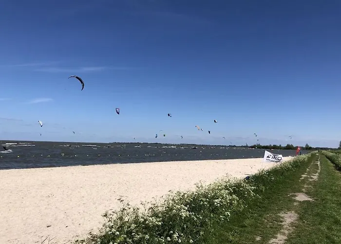 With 1 Bedroom Holiday home Medemblik