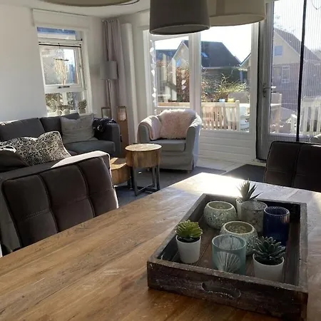 With 1 Bedroom *