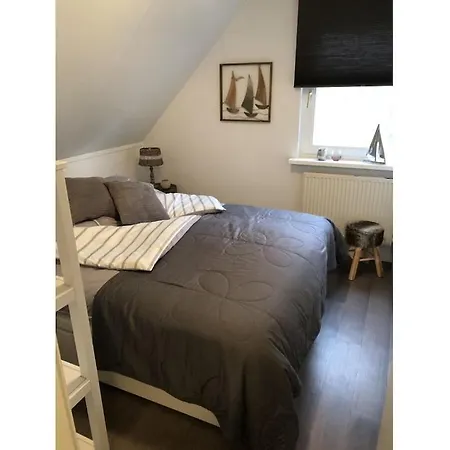With 1 Bedroom Medemblik